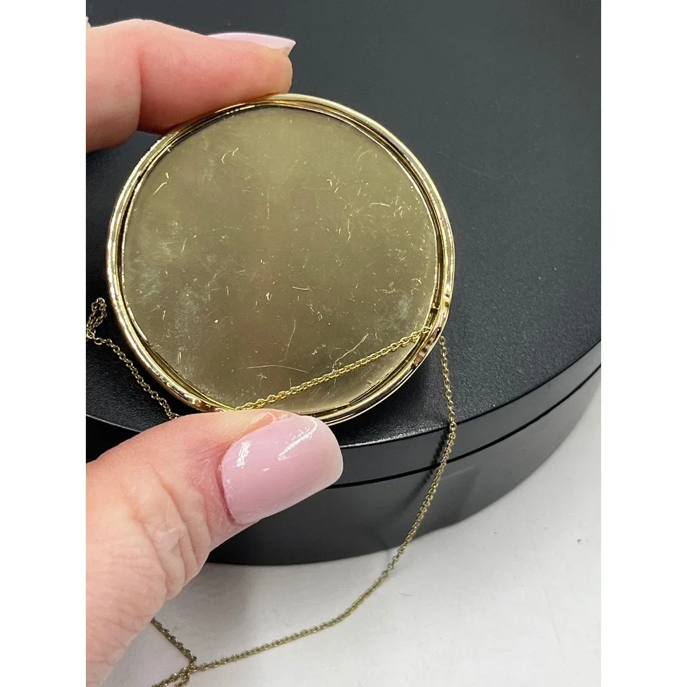 House of Harlow 1960 Off White Leather Round Sunburst Pendant Necklace